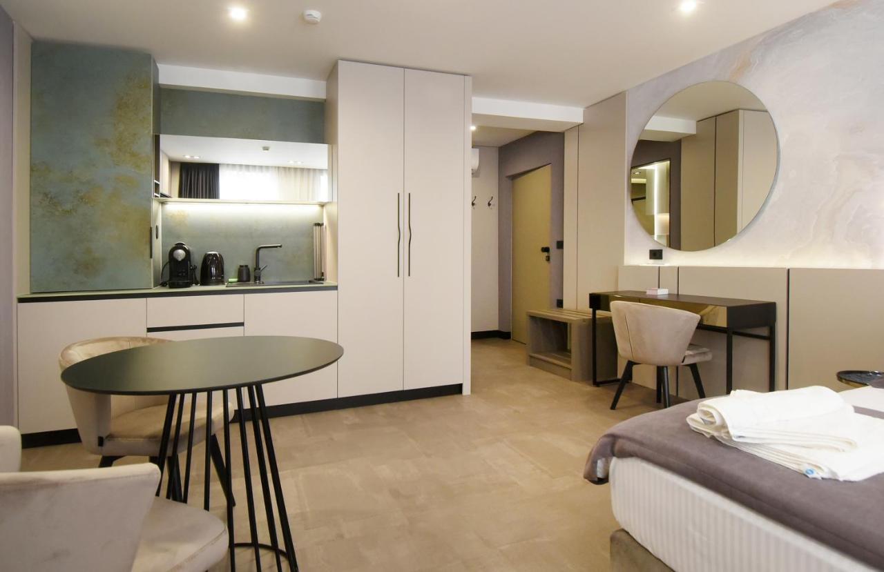 Grandeur Apartments PUY Exterior foto